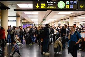 Huelga indefinida en el aeropuerto de Barcelona: ¿Los pasajeros afectados pueden reclamar compensación?
