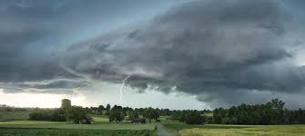 Temps instable : passages nuageux, éclaircies et risque d'orages !