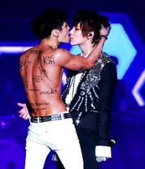 Résultat de recherche d'images pour "kpop"