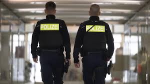Mann auf den Gleisen legt S-Bahn-Strecke lahm – Aktion empfindet er als „normal“