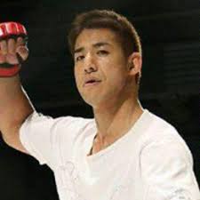 Yusuke Sakashita defeats Ryo Takigawa via KO/TKO at 2:51 of Round 1 - o021403201272235418579