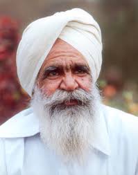 Sant Darshan Singh was the founder of Sawan Kirpal Ruhani Mission, a spiritual organization with international headquarters in Delhi, India, and over three ... - SantDarshan%2520Singh2