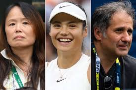 Raducanu's Rise: The Role of Her Parents & Celeb Spotting at Wimbledon! - Imagen ilustrativa del artículo