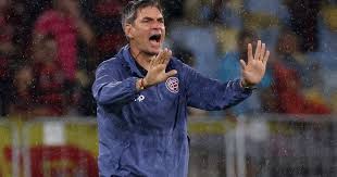 Lanús y Newell's se miden desde las 19 en la Fortaleza