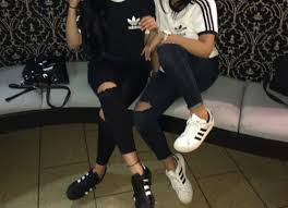 Résultat de recherche d'images pour "tumblr fille adidas"