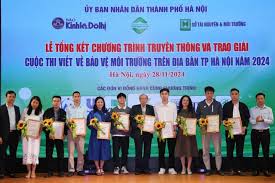 Báo điện tử VTC News đoạt giải cuộc thi viết về Bảo vệ môi trường Hà Nội