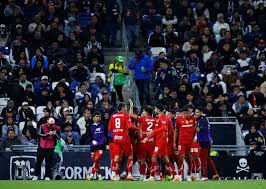 Bicampeón Toluca remonta y golea en torneo mexicano