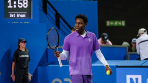 "C’est monstrueux, je n’avais jamais vu ça. À 16 ans, il fait déjà comme Alcaraz" : Moïse Kouame, le public de l’Open Occitanie en raffole