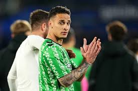 Pellegrini Plans Full Squad Overhaul Ahead of Mallorca Showdown