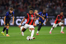 52,000 watch AC Milan and Inter draw Australian friendly 1-1
