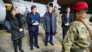 Milei busca oxígeno en Córdoba: ¿Podrá repetir la hazaña de Macri? - Imagen principal del artículo