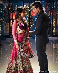 Image result for gale milte huye ek ladka aur ek ladki