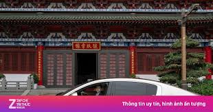 Thấy gì khi người Trung Quốc bỏ BMW, Mercedes để mua xe Huawei