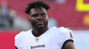 Shaquil Barrett's Acrobatic Reaction to Baby Poop