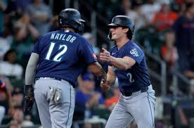 Mariners Split Series with Astros in Late-Season Showdown