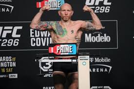 Ranked Featherweights Emmett, Vallejos Headline UFC Vegas 114