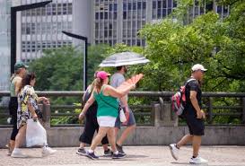 Onda de calor dispara termômetros em São Paulo nesta segunda-feira, 31, e Sul tem sinal de alerta para chuvas