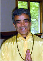 Sri Dharma Mitra Brahmachari Por Swami Maitreyananda Sri Yogi Dharma Mittra es uno los maestros más ... - dm