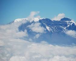 کوه کلیمانجارو تانزانیا -  جاذبه‌های گردشگری آفریقا