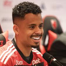 Allan mostra empolgação em defender o Corinthians: ‘Chego para jogar e conquistar títulos’