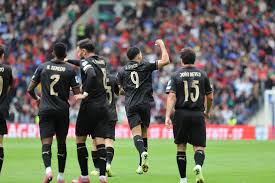 Dois golos de rajada e a estreia de João Neves a marcar por Portugal (vídeos)