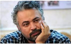 دورهمی حسن جوهرچی و فریبرز عرب نیا با لباس‌های دهه ۶۰ در پشت صحنه فیلم بالاتر از خطر