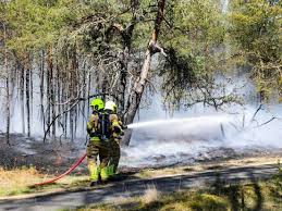 Zeer grote bosbrand bij Kootwijk, ook brand bij Harderwijk