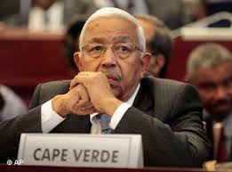<b>Pedro Pires</b> ex-presidente de Cabo Verde, galardoado com o prémio 2011 da <b>...</b> - 0,,15449788_4,00
