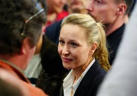 Marion Maréchal: Révélations Choc Après Son Terrible Accident!