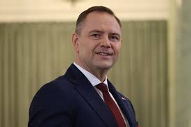 Karol Nawrocki ฟ้อง Onet กรณี Grand Hotel: สรุปคดีและข้อกล่าวหา - Imagen principal del artículo