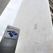 Problemas com novo sistema da Receita levam 257 mil à malha fina