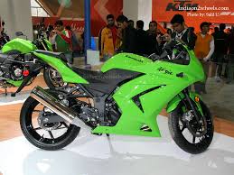 Hasil gambar untuk motor ninja keluaran 2016