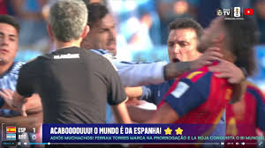 Lamentable doble agresión de Paredes a Eric y Gavi al final: injustificable