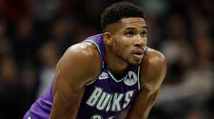 Giannis Antetokounmpo gives a perfect example of a ‘beautiful life’ with his family’s beach getaway