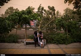 نتیجه تصویری برای طوفان تهران را درنوردید