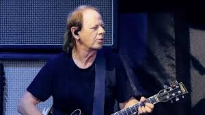 Stevie Young, guitarrista de AC/DC, es internado en Buenos Aires antes de los shows en River Plate