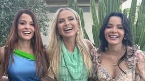 Eliana entra na intimidade de Maiara & Maraisa e visita casa das irmãs no interior de SP