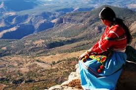 Resultado de imagen para mineras indigenas