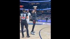 Kevin Durant trolling Ja Morant’s dad