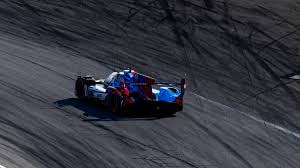 Wittmann lidera com BMW #25 após 20h de prova em Daytona. Nasr é 2º