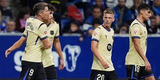 Lewandowski y Ferran Torres: un toma y daca constante