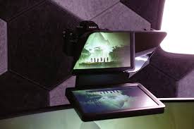 Elgato’s Innovative Prompter: The Cutting-Edge All-in-One Teleprompter and Extra Monitor