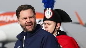 J. D. Vance a Milano, la giornata del vicepresidente Usa tra lusso e diplomazia: corteo da 45 auto, quattro piani «bloccati» in hotel e il tifo per l'hockey