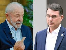 "Tarifas devem ajudar Lula, enquanto a designação dos cartéis como terroristas deve favorecer Flávio", diz pesquisador de Harvard