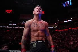 Diego Lopes aprecia a responsabilidade de abrir o UFC Freedom 250