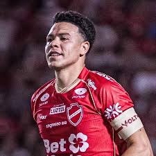 Série B afunila e tem grande favorito ao acesso após 30 rodadas; chances