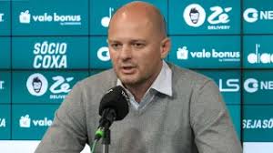 Coritiba avalia contratação de atacante campeão da Libertadores