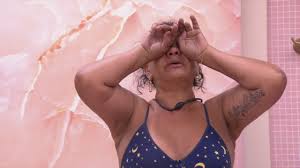 Solange Couto faz oração e se emociona no BBB 26