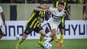 Libertadores: Peñarol está cayendo 2-1 con Platense en el Campeón del Siglo