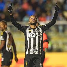 Lucas Musetti: Santos negocia a contratação de Alexsander, do Atlético-MG